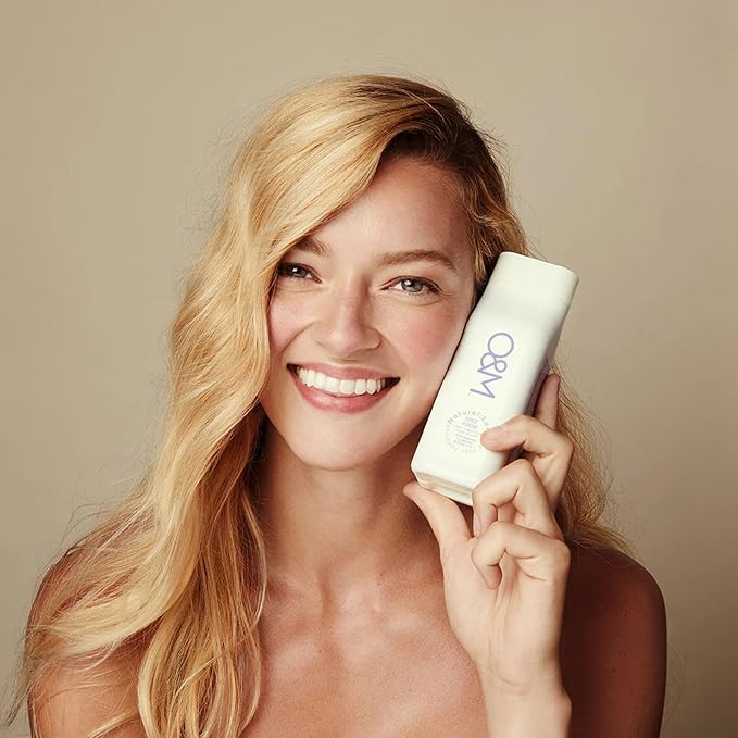 O&M Conquer Blonde Silver Shampoo 250ml
