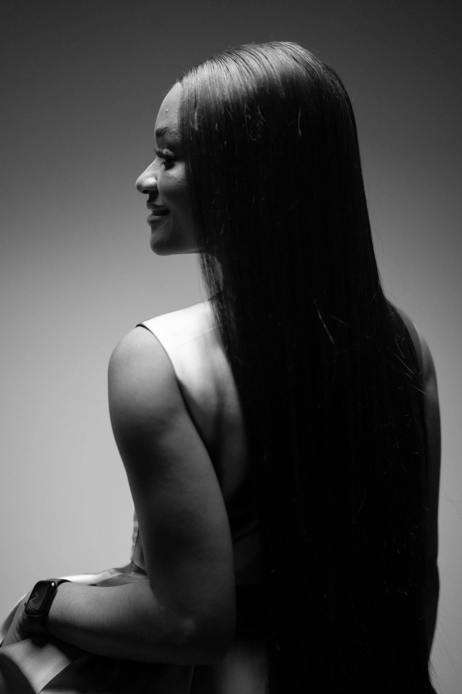  smoothing hair oil, hair smoothing oil, sleek hair oil