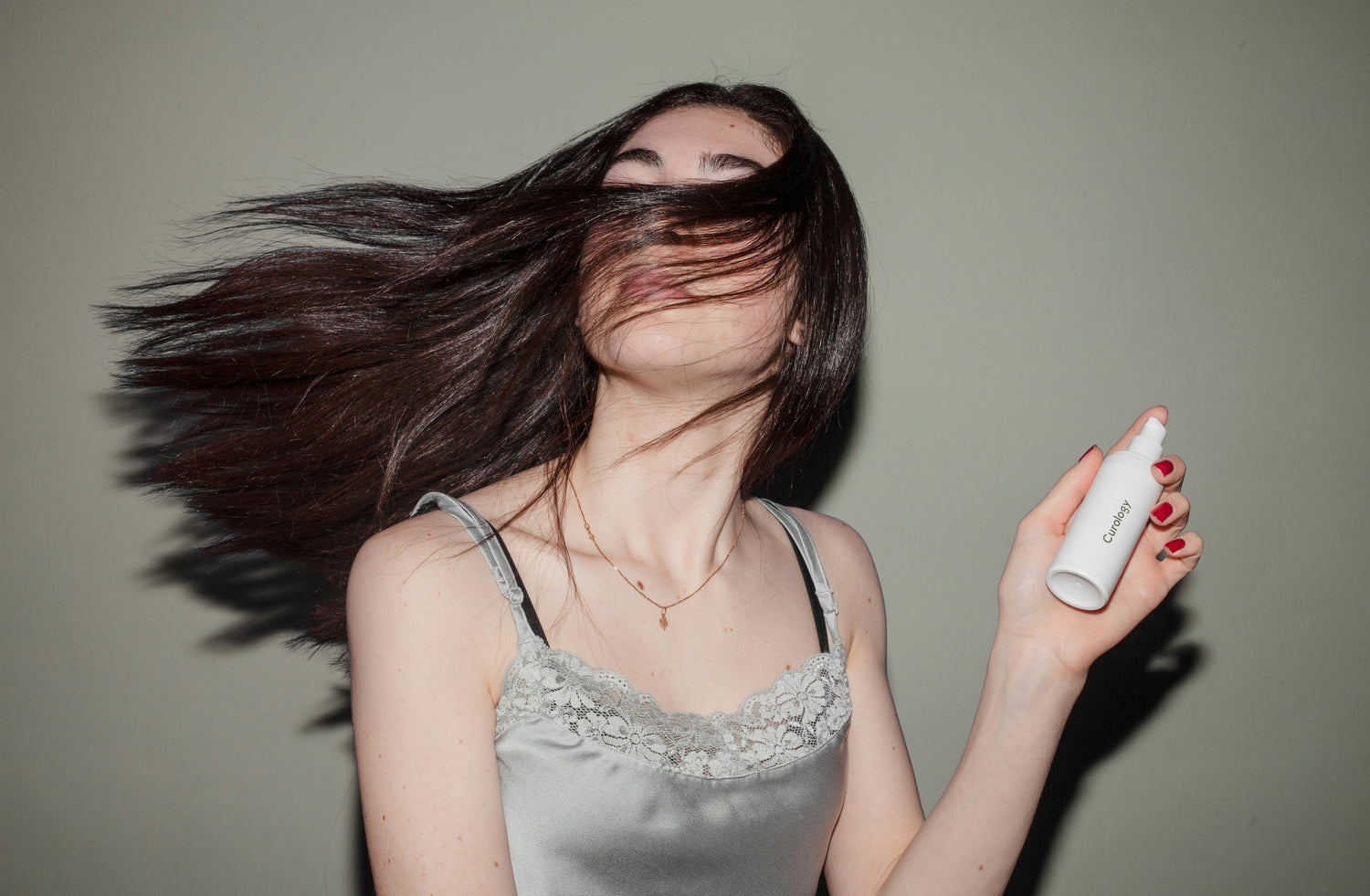 hair taming oil, flyaway control oil, tame hair