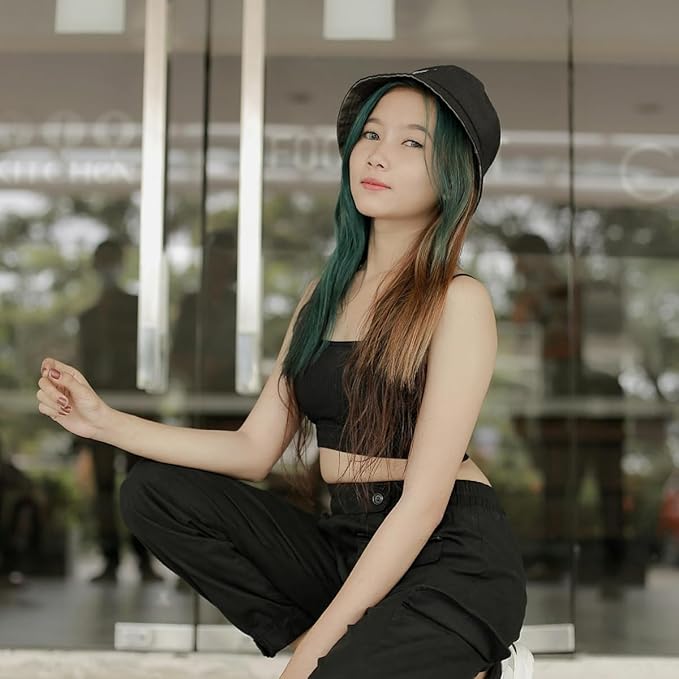 ARCTIC FOX Vegan and Cruelty-Free Semi-Permanent Hair Color Dye (8 Fl Oz, PHANTOM GREEN)