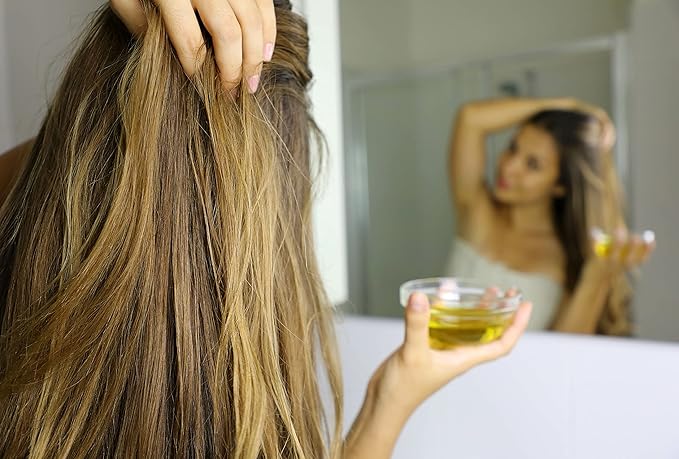 Broccoli Seed Oil - Pure, Refined, Filtered, Non-GMO, Unscented, Deodorized, Virgin Carrier Oil - 32 oz - Hydrating, Moisturizing, for Skin, Hair, Nails, Body